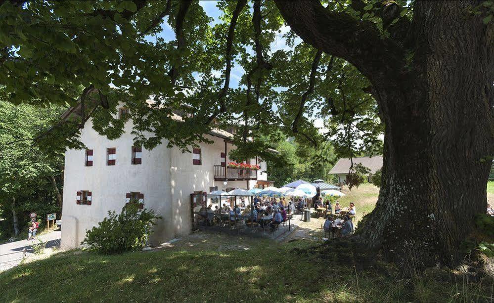 Hotel Zur Kirche Magre all' Adige ภายนอก รูปภาพ
