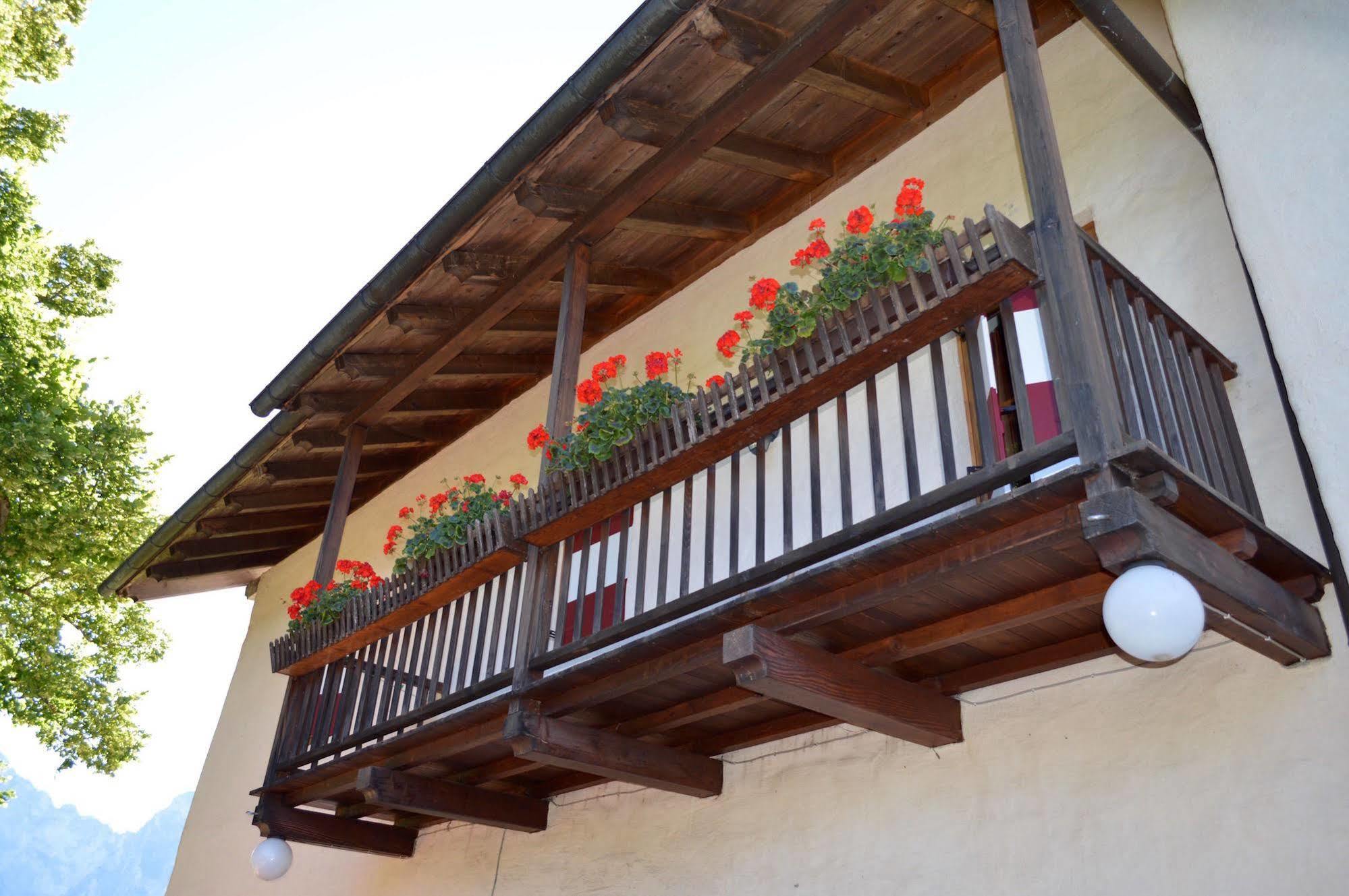 Hotel Zur Kirche Magre all' Adige ภายนอก รูปภาพ