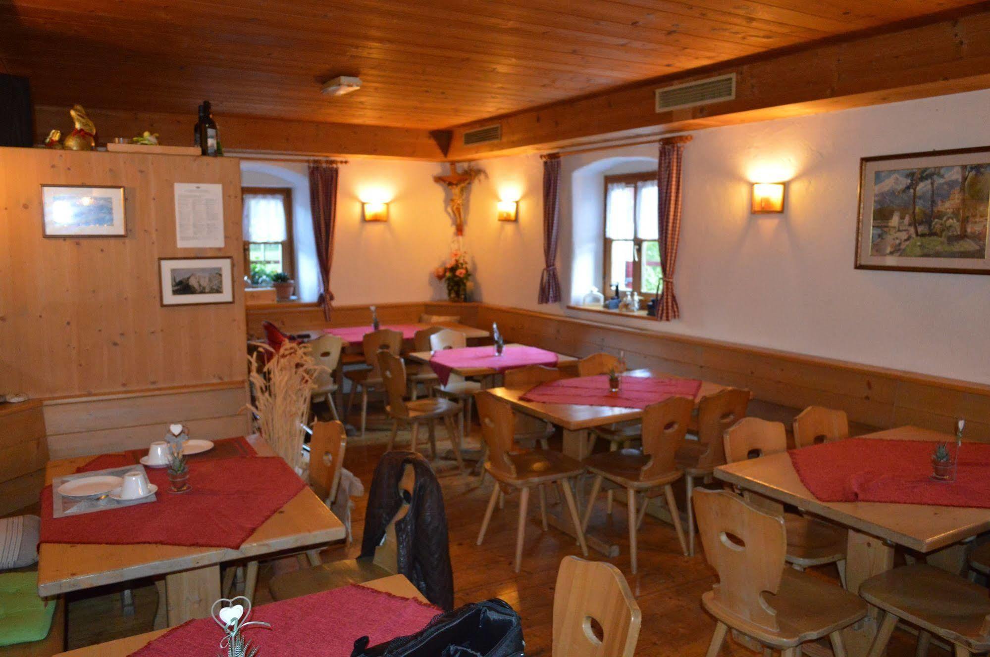 Hotel Zur Kirche Magre all' Adige ภายนอก รูปภาพ