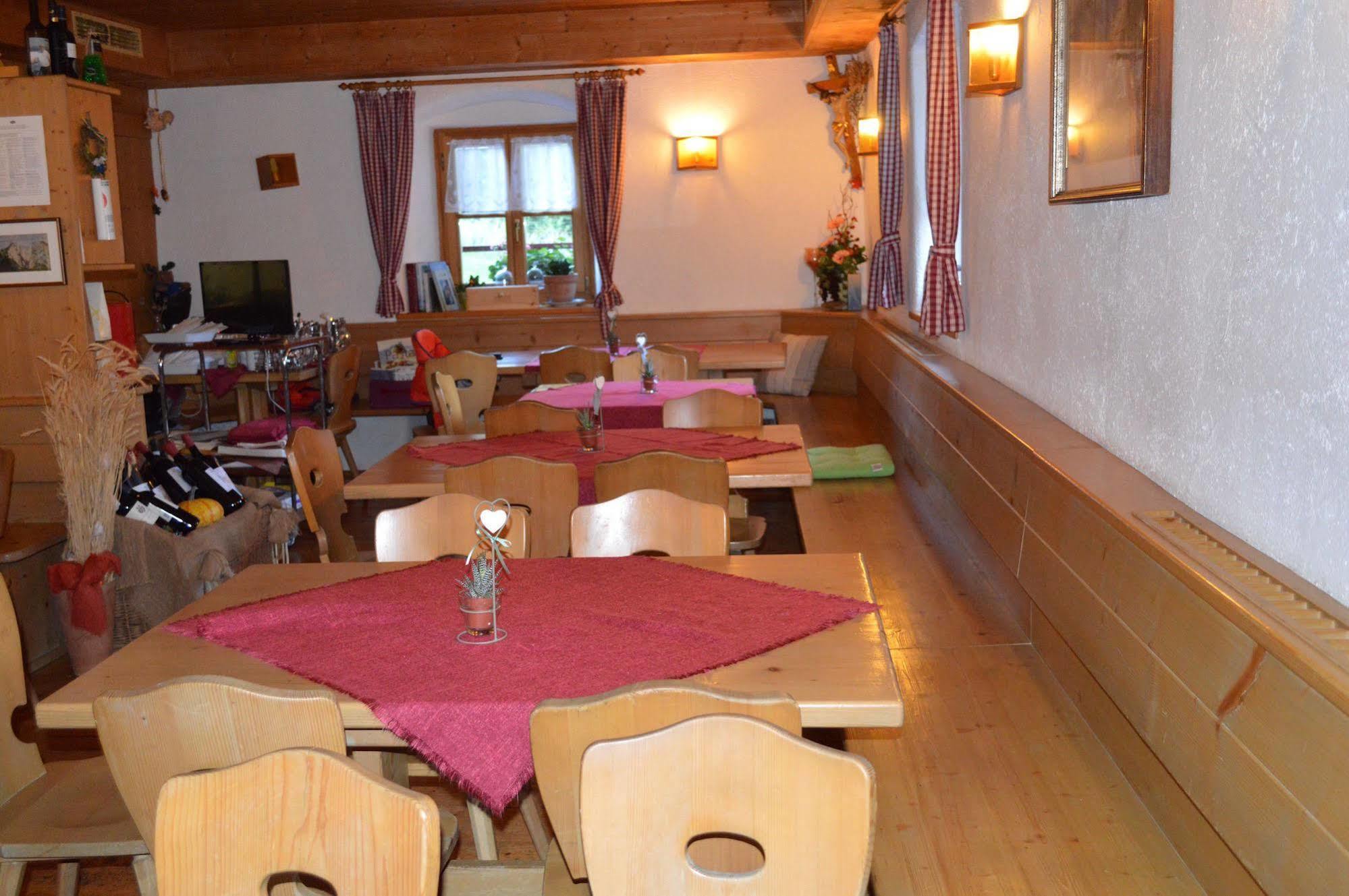 Hotel Zur Kirche Magre all' Adige ภายนอก รูปภาพ